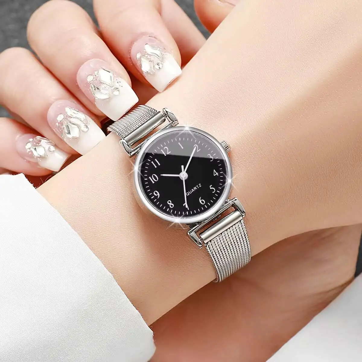 1/2 SZT. Modne Zegarki Damskie – Stainless Mesh Band recenzja i cena